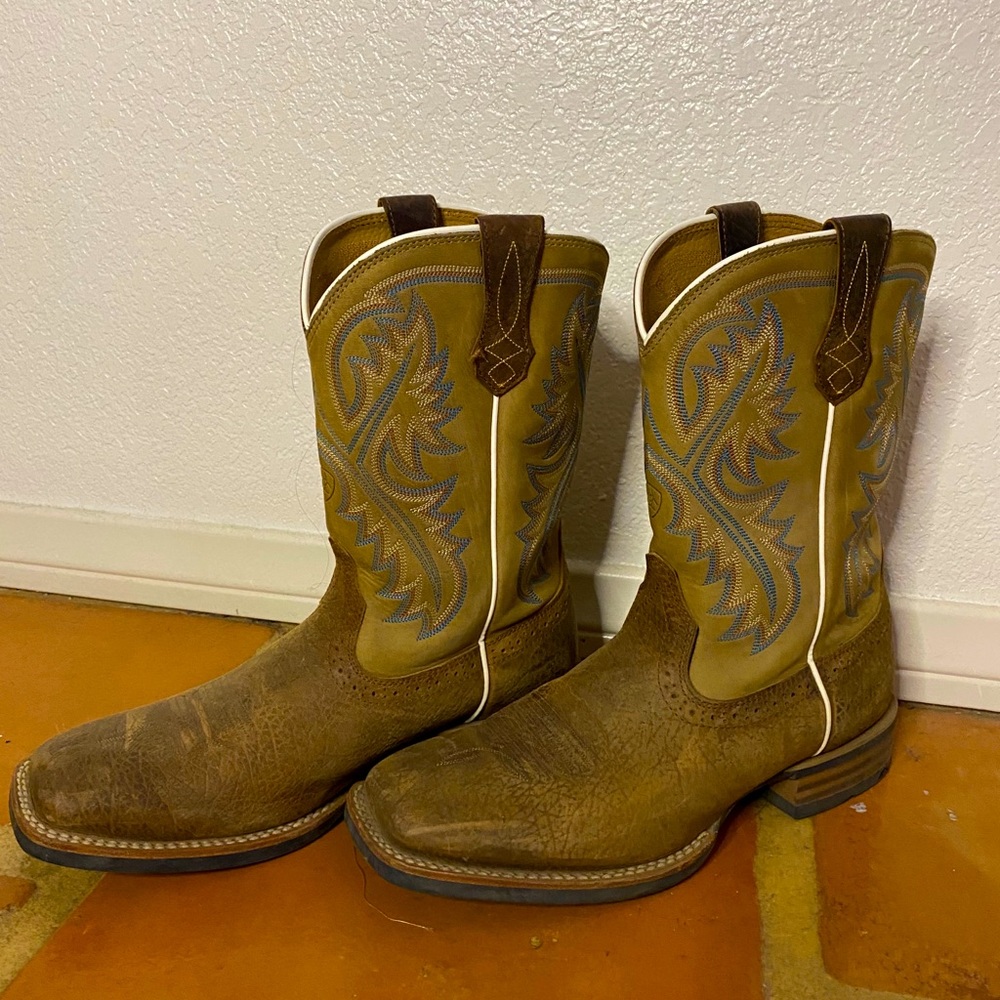 Ariat cowboy boots
